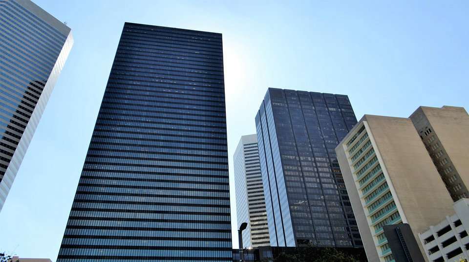 边缘盒子引领智能化变革瑞驰信息打造高效解决方案